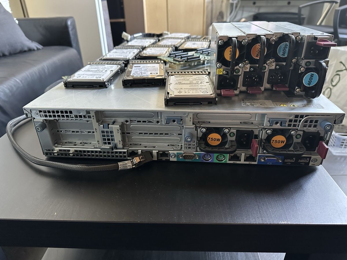 Hewlett Packard Server: HP DL 380 G7 – Usato da Aadorf venduto da xiati 2
