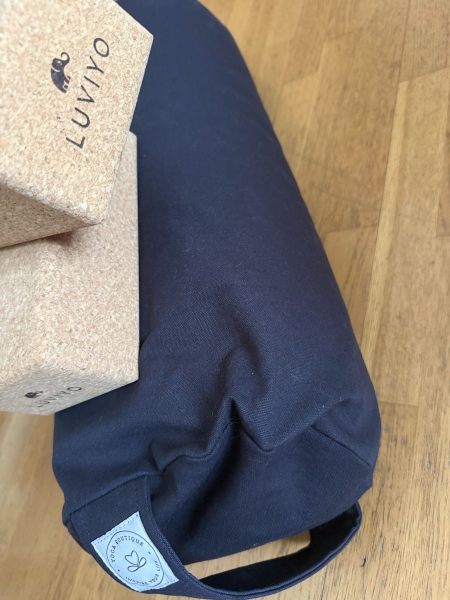 Kissen: Yoga Bolster und Blocks – Gebraucht aus Zürich von ulli_sta01 1