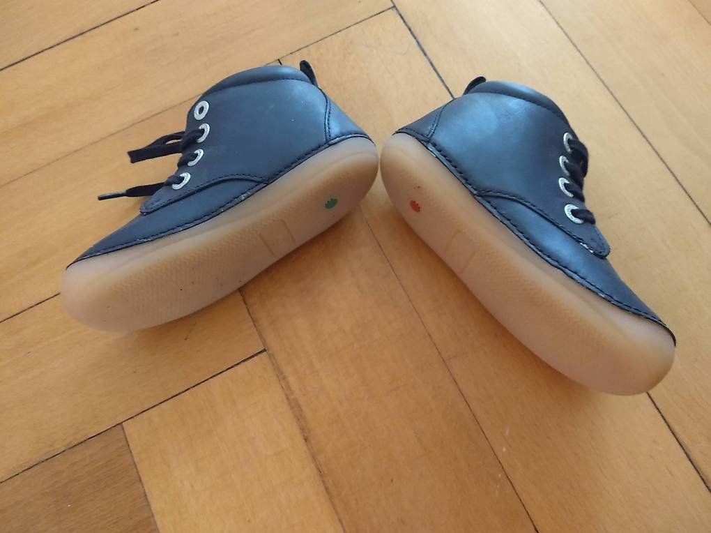 Kickers Scarpe per ragazzi: Chaussures Kickers taille 26 – Usato da Lausanne venduto da ft79 1