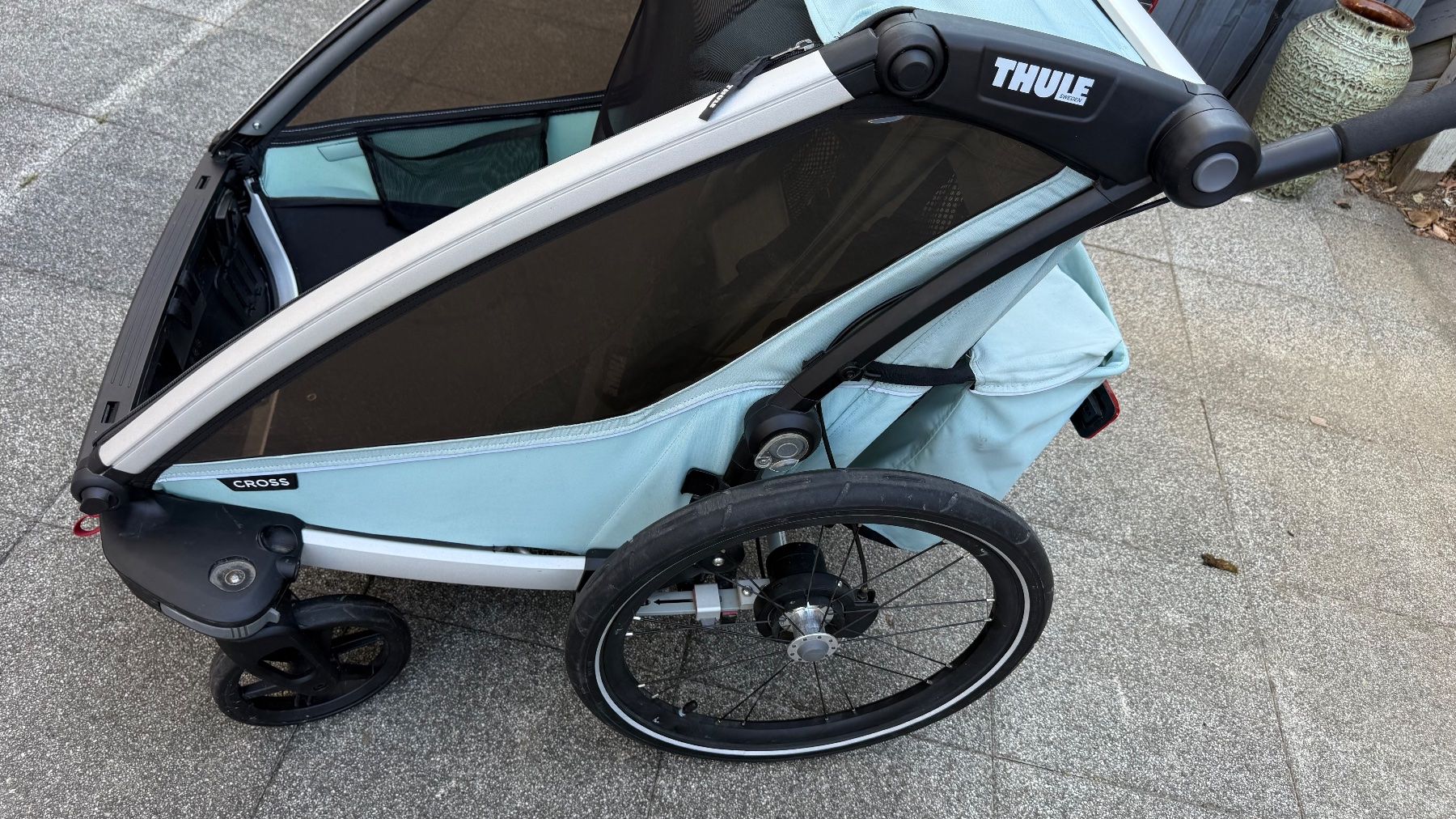 Thule Rimorchi: Thule Chariot Cross 2 – Usato da Wettingen venduto da 2utti 1