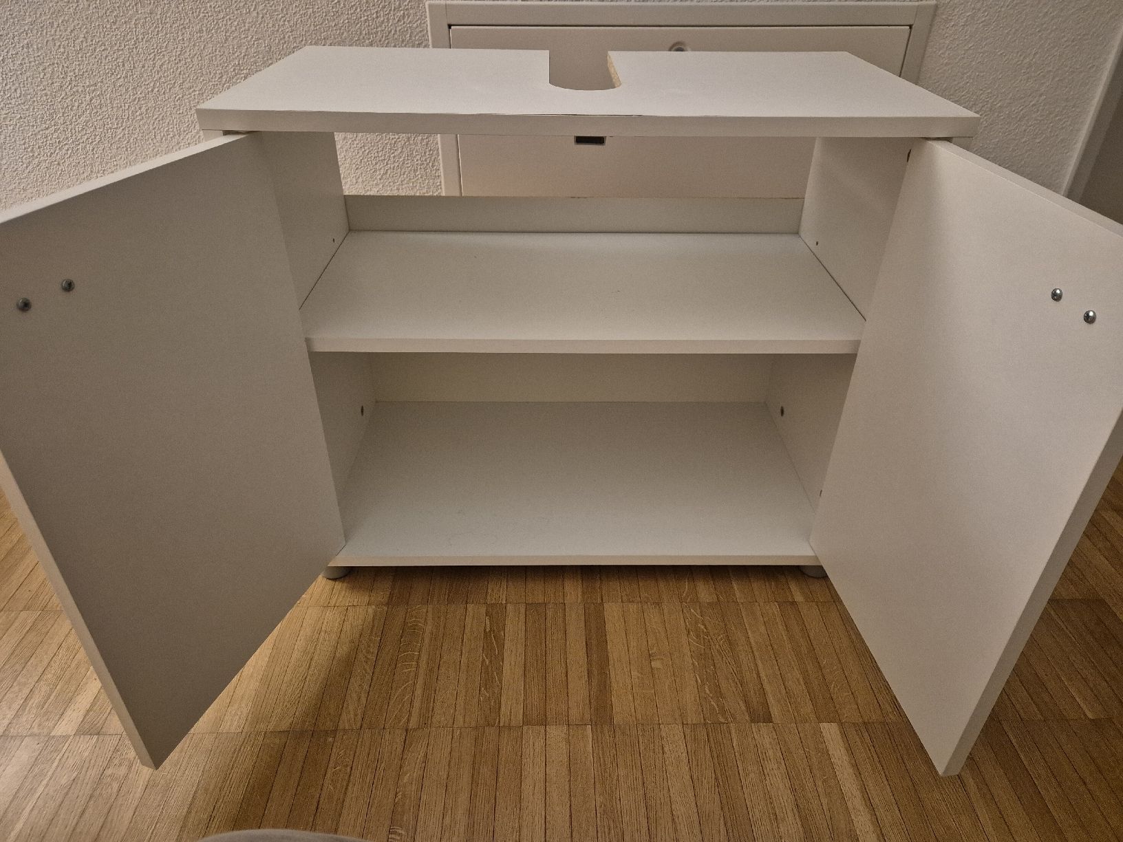 Badezimmermöbel: Lavaboy mit viel Stauraum – Gebraucht aus Seuzach von jay_67fb 3