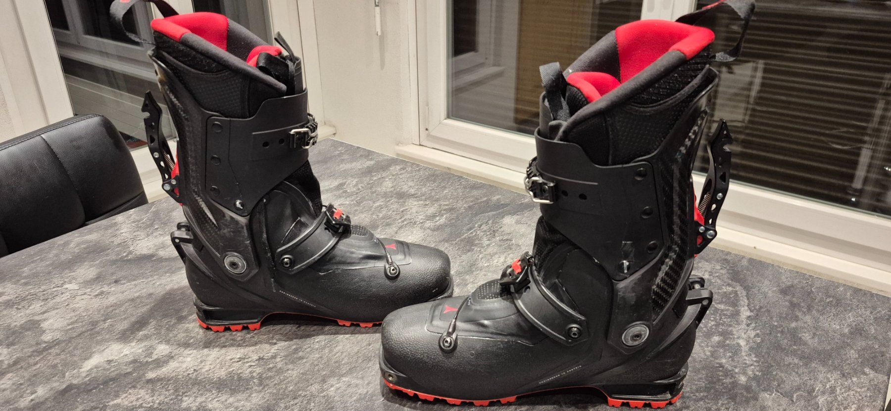 Atomic Scarpe da uomo: chaussures ski de rando, Atomic Backland Carbon – Usato da haute-nendaz venduto da star078 2