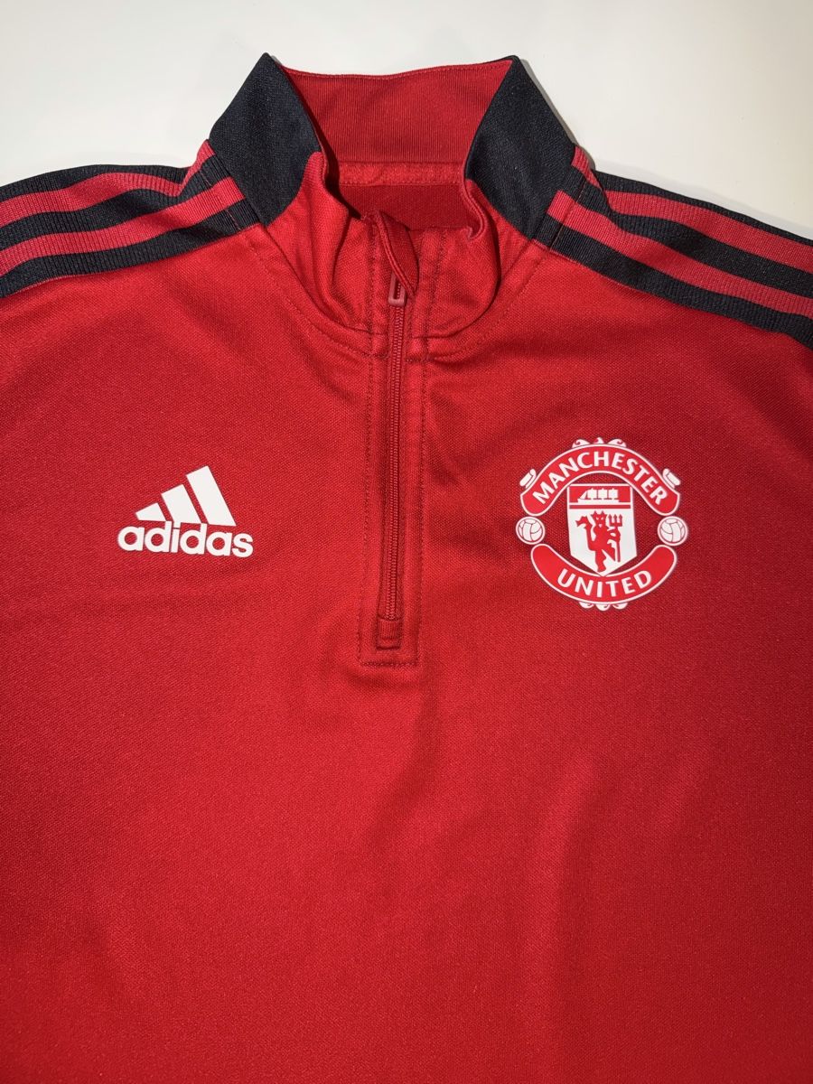 Adidas Canottiere & Pantaloni: Maillot de foot Manchester S – Usato da Cologny venduto da PEACEANDLOVE 1