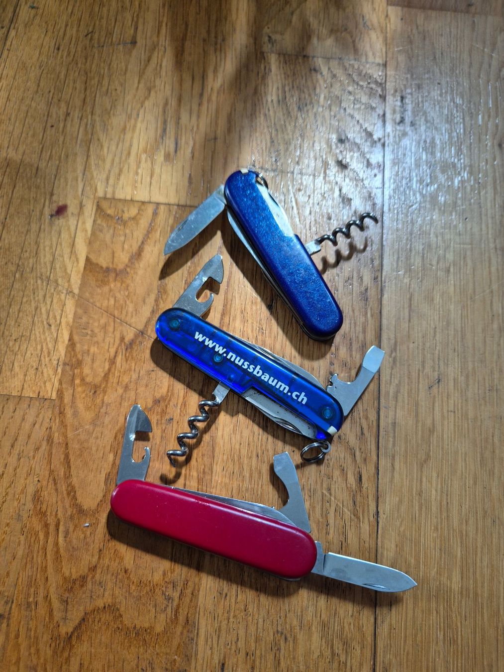 Victorinox Taschenmesser: 3 Victorinox Sackmesser – Gebraucht aus Zürich von dekuking 2