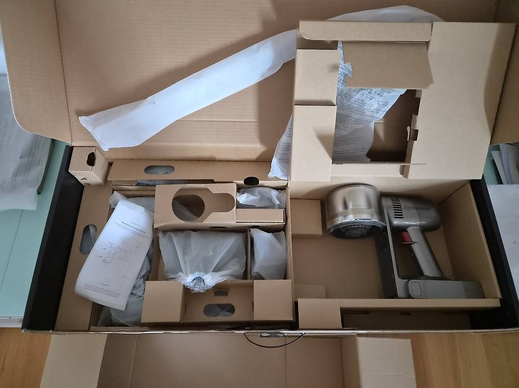 Aspirapolveri & Accessori: DreameT30 Akku-Staubsauger – Usato da Goldswil venduto da Andrea1985 1