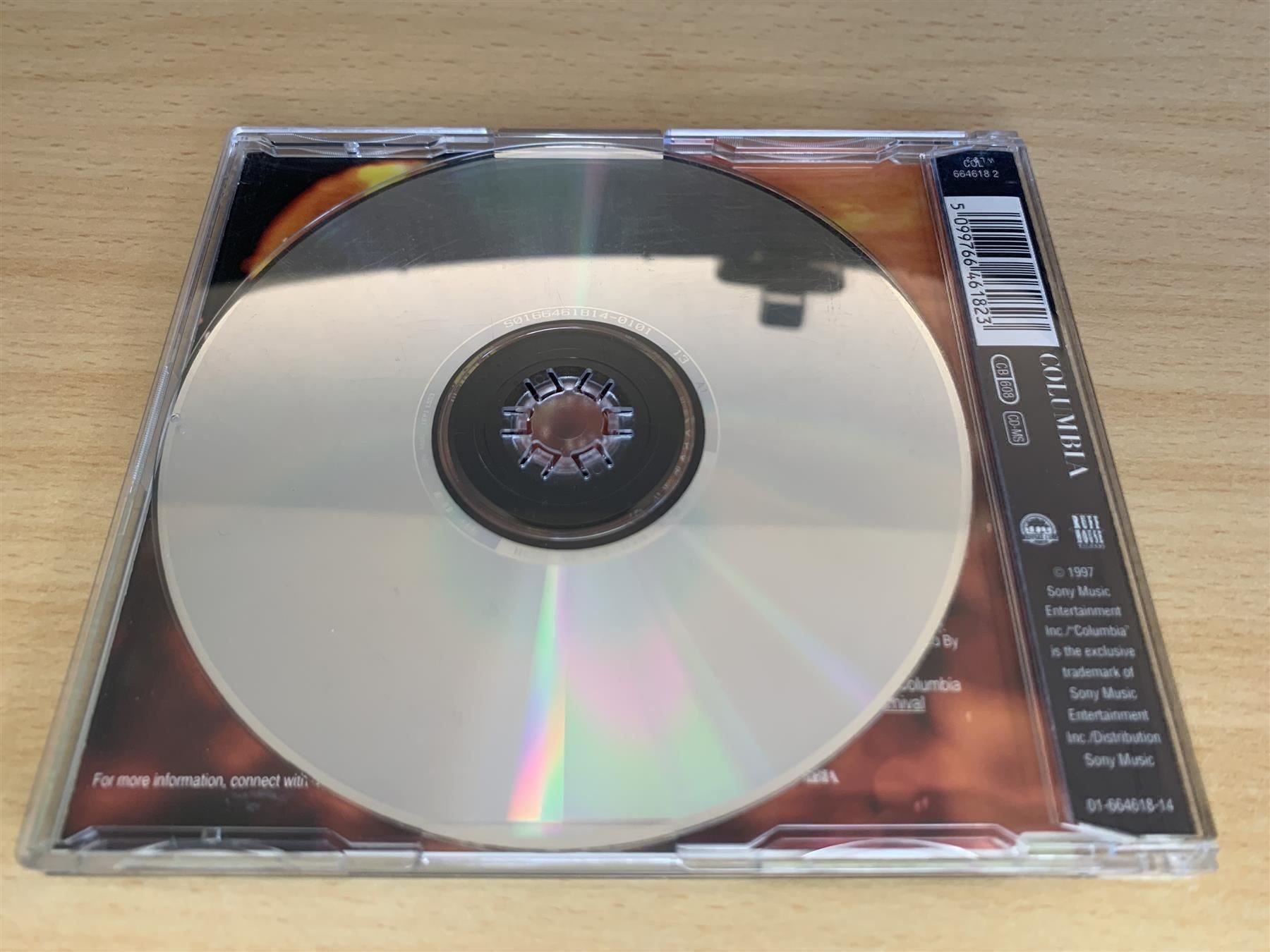 CD: Wyclef Jean Featuring Refugee Allstars – Usato da Rikon im Tösstal venduto da Alpenmutz 1