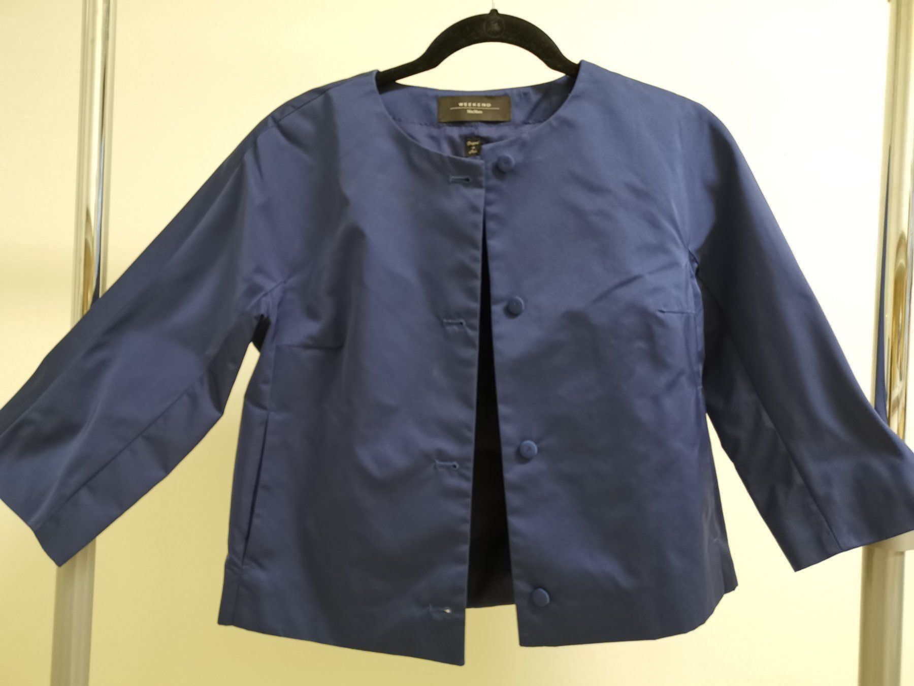 Max Mara Giacche: Veste bleu marin MAX MARA taffeta CH34 – Nuovo (secondo la descrizione) da Satigny venduto da Helene2014