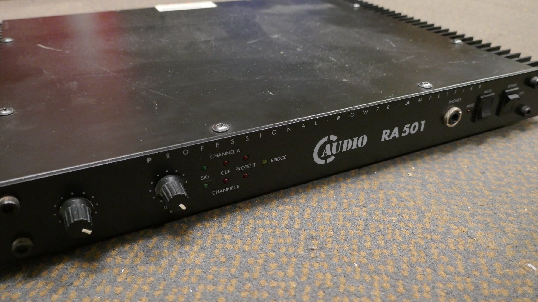 Amplificatori: C-Audio RA-501 Endstufe passiv – Usato da Wenslingen venduto da FairlightCMI 2