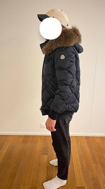 Moncler Jacken: Moncler Jacke marineblau – Gebraucht aus Sachseln von xanasia 2
