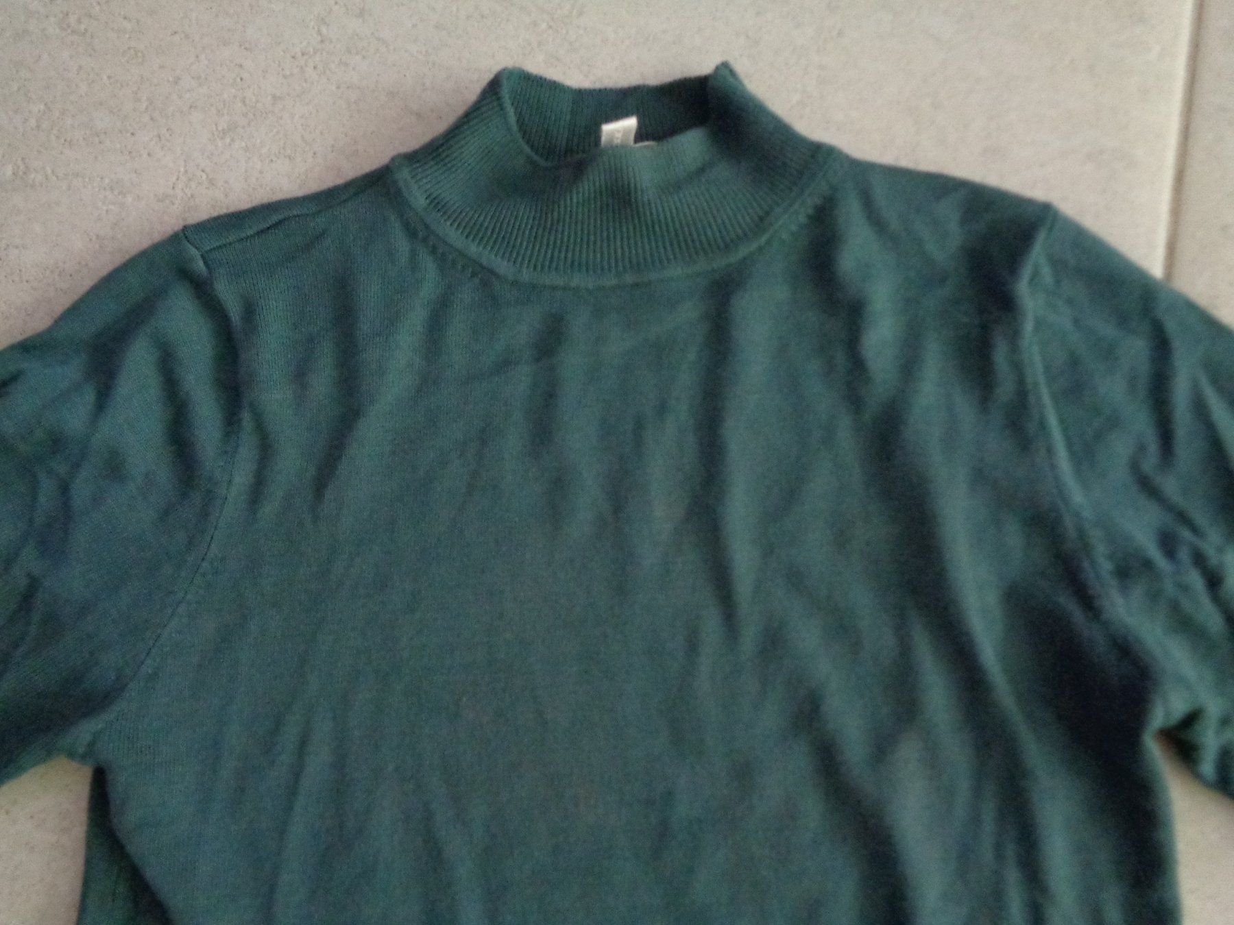 Kookai Lotti di vestiti: KOOKAI 2 SHIRT GR.34 – Usato da Rotkreuz venduto da Samballi 1