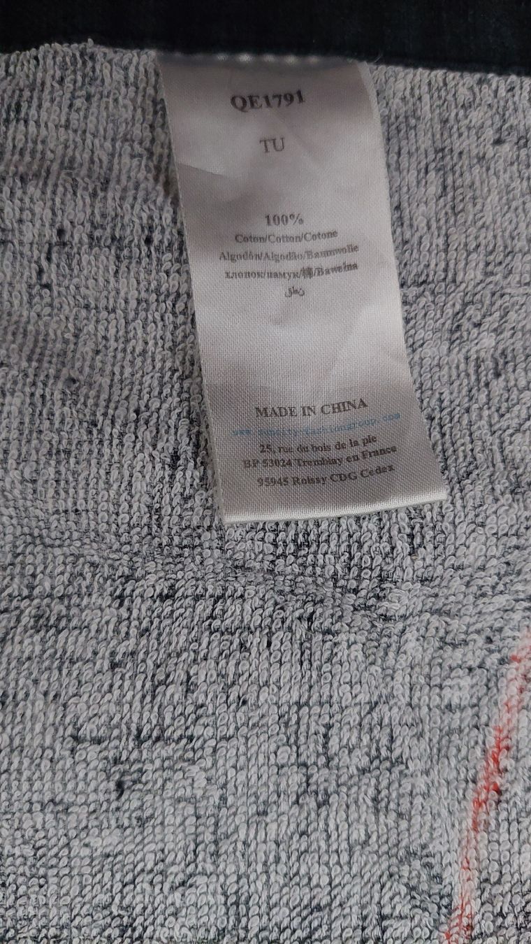 H&M Costumi da bagno: Kinder Badetuch Star Wars mit Badehose und Cap Spiderman – Usato da Egolzwil venduto da mobiledeluxe 4