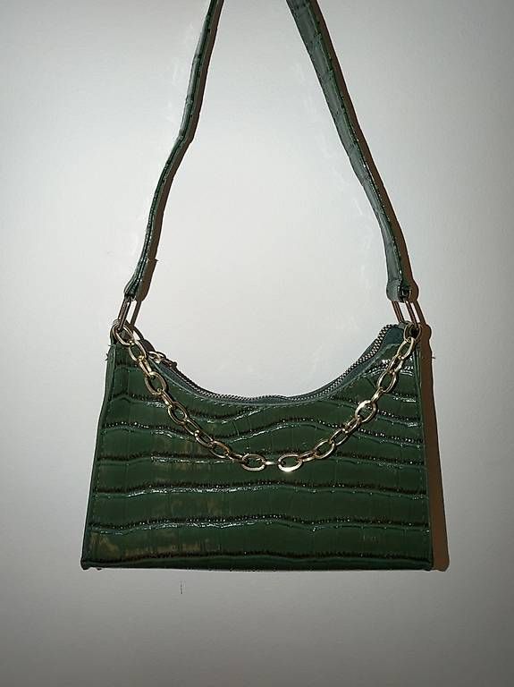 Borse da donna: Sac à main vert effet croco ? bon état – Usato da Sion venduto da anj_2gl9