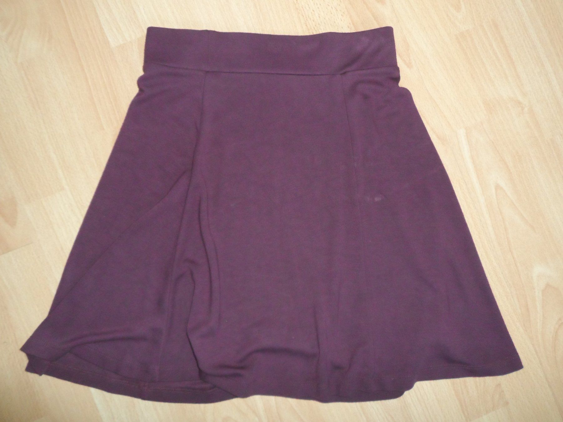 Esprit Gonne: ***** ESPRIT Jupe Gr XS ***** – Usato da Therwil venduto da Hcd1919