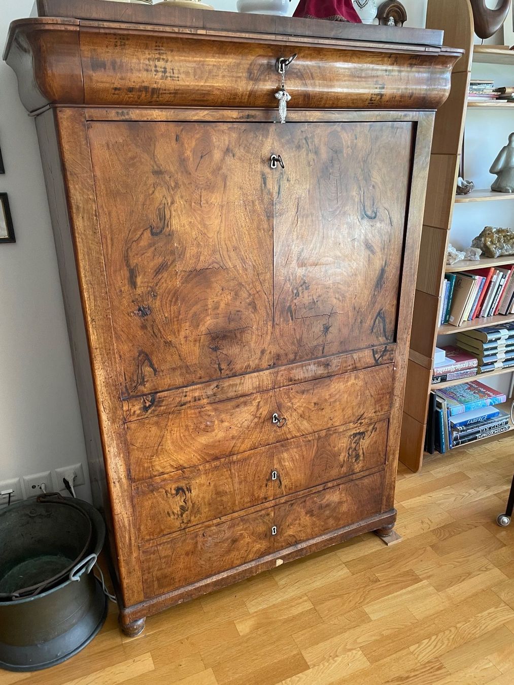 Schreibtische: Original Biedermeier Sekretär – Gebraucht aus Egg b. Zürich von issambre