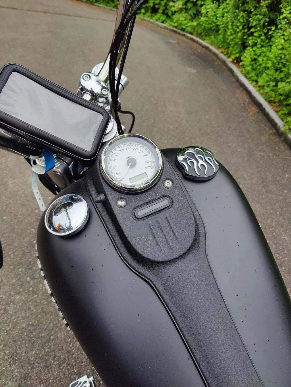 Harley-Davidson Chopper: Motorrad Harley Davidson FXDB - Schwarz-Matt – Usato da Volketswil venduto da fz-c 4