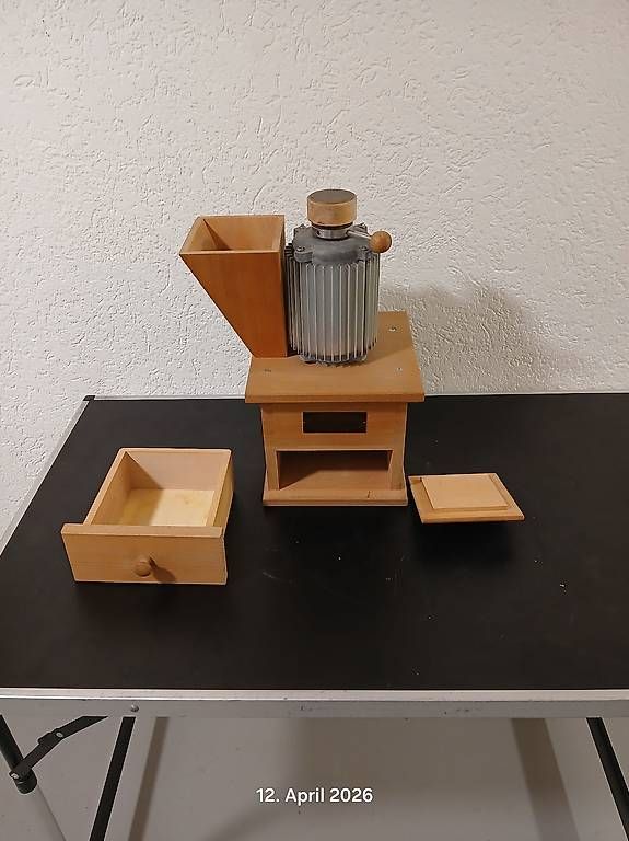 Elettrodomestici da cucina: Hawo's Getreidemühle Klassik I – Usato da Rüdtligen venduto da winunan 3