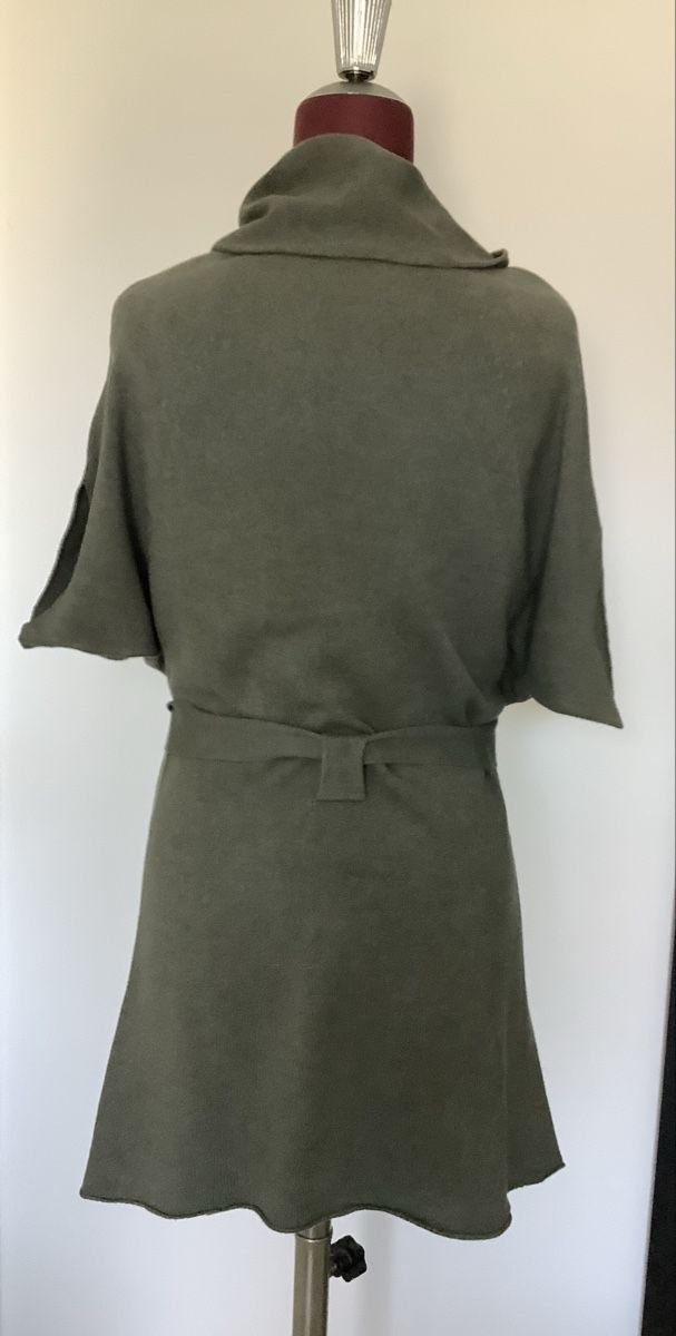 Maglioni & Felpe: Pullover semiaderente lungo  – Usato da Magadino venduto da ber_6kbt 1