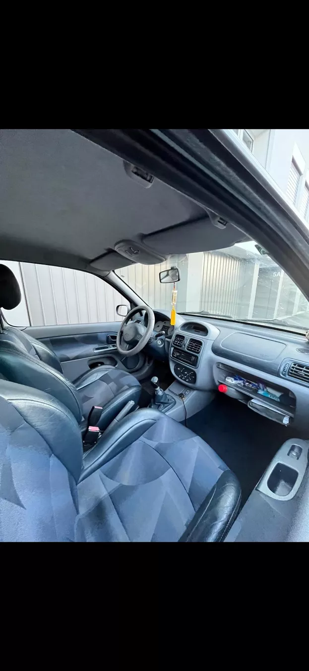 Renault Autos: renault clio 2001 – Gebraucht aus Rodersdorf von erosares 3