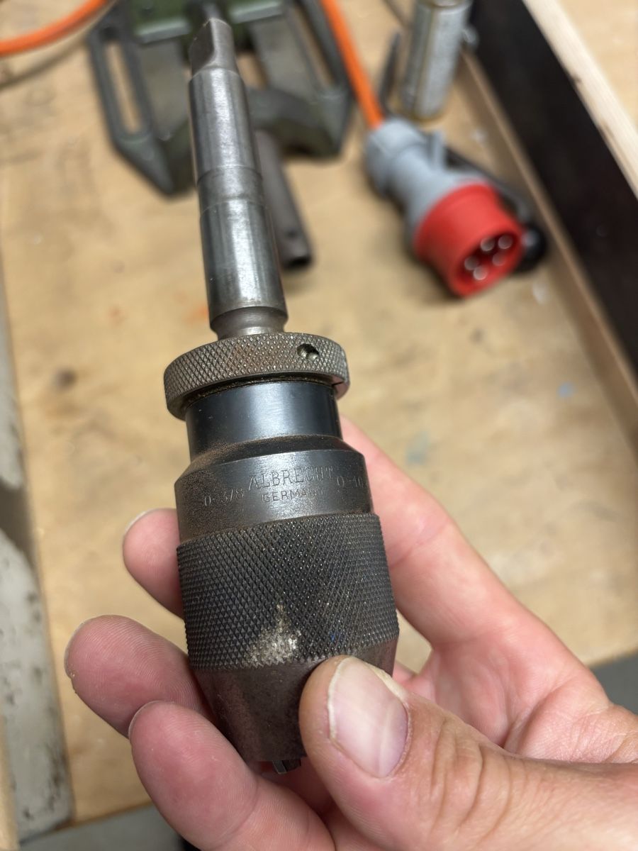 Tous les outils: Bohrfutter Albrecht Germany MK2 0-10mm B16 – D'occasion à Niederuzwil par MT5612