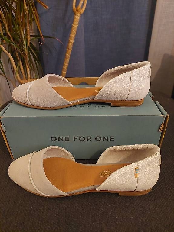 Chaussures femmes: TOMS - ballerines – D'occasion à Chavannes-de-Bogis par mag_hc8z 3