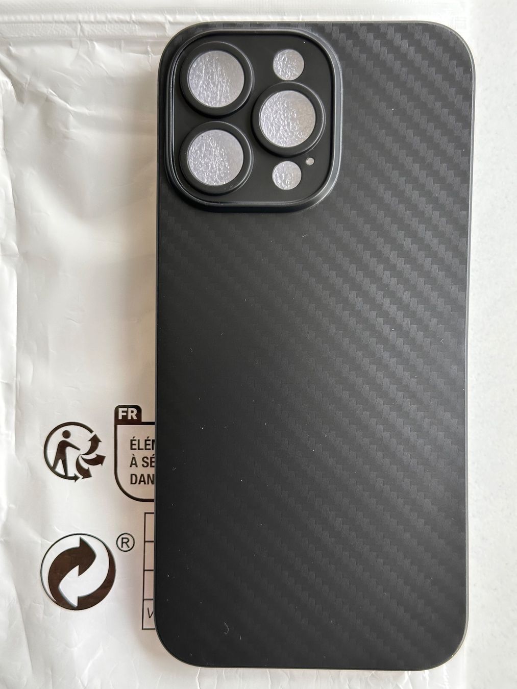 Apple Telefoni cellulari / Smartphones: Neue Hülle für iPhone 14 Pro Max – Nuovo e nell'imballaggio originale da Bremgarten AG venduto da vom_ss66 5