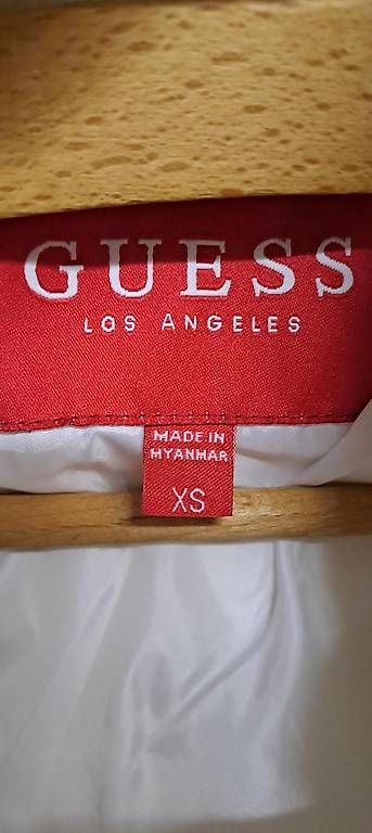 Giacche: piumino Guess XS – Usato da Losone venduto da LauBeta 1