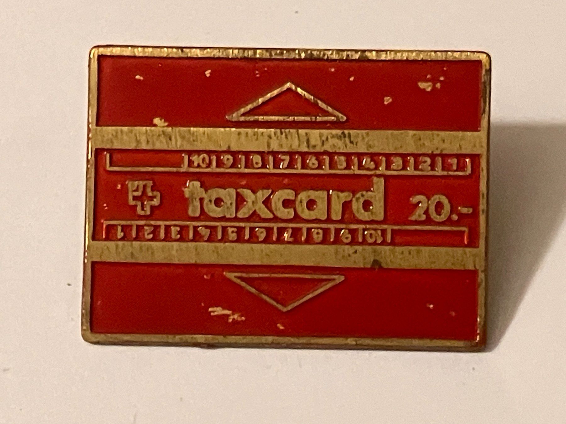 Placchette & Badge: 1 Pin Taxcard PTT – Usato da Basel venduto da djwwpp