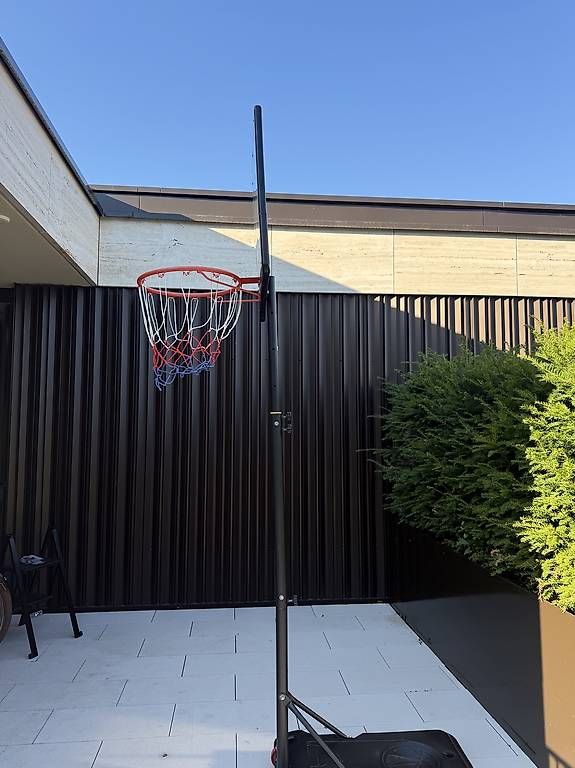 Canestri da basket: Basketballkorbständer – Usato da Erlenbach ZH venduto da mal_qvk6 1