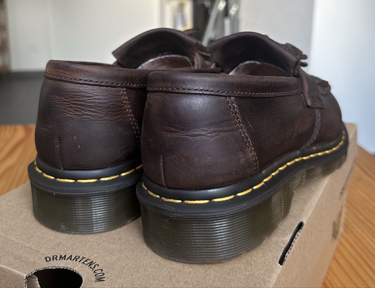 Dr. Martens Scarpe da uomo: Dr Martens Adrian DARK BROWN (EU 40) – Usato da Malleray venduto da noe_vyq9 2