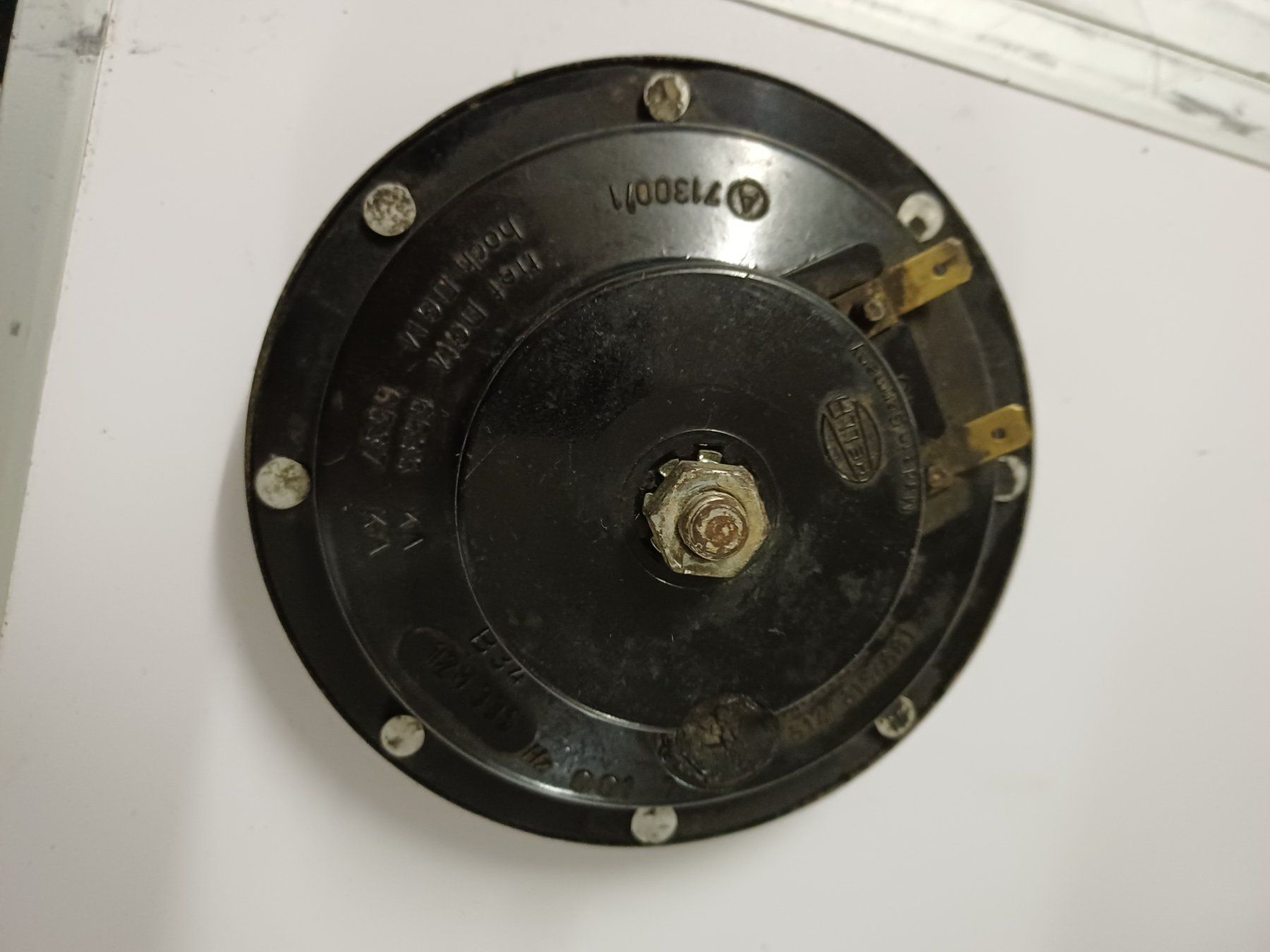 Tutti pezzi di ricambio auto: Hupe Hella 12V Typ 007 buono stato – Usato da Thun venduto da Joeggu312 1