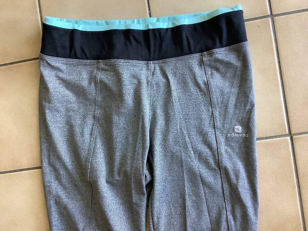 Decathlon Leggings: Leggins Domyos M décathlon – Gebraucht aus Icogne von luna.16