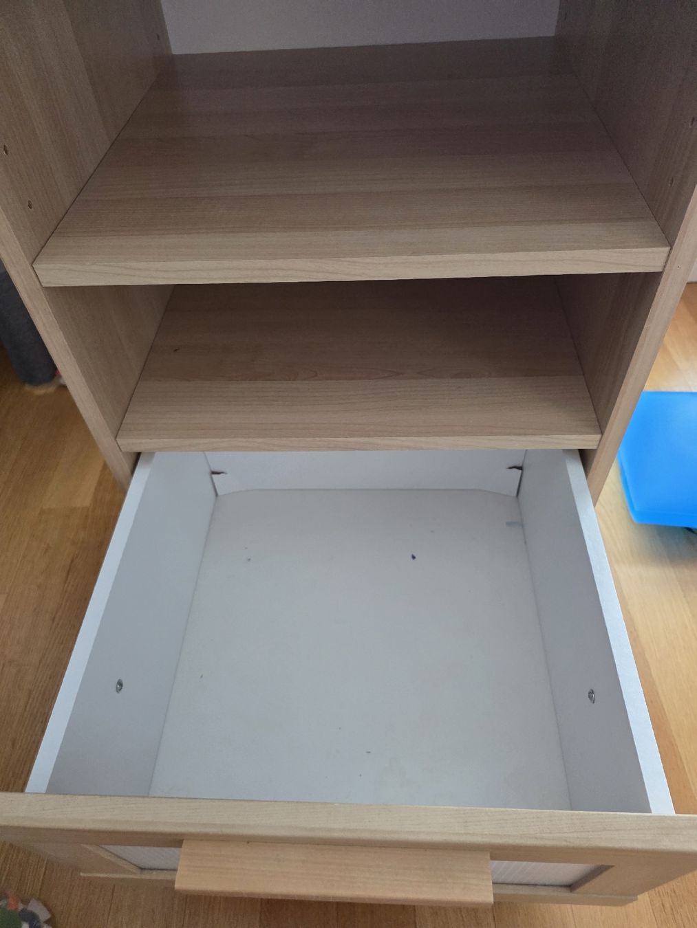 Comodini: Nightstand Ikea – Usato da Zürich venduto da ebednarek 1