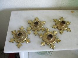 4 kleine edle Kerzenhalter mit Dekoration Messing vergoldet