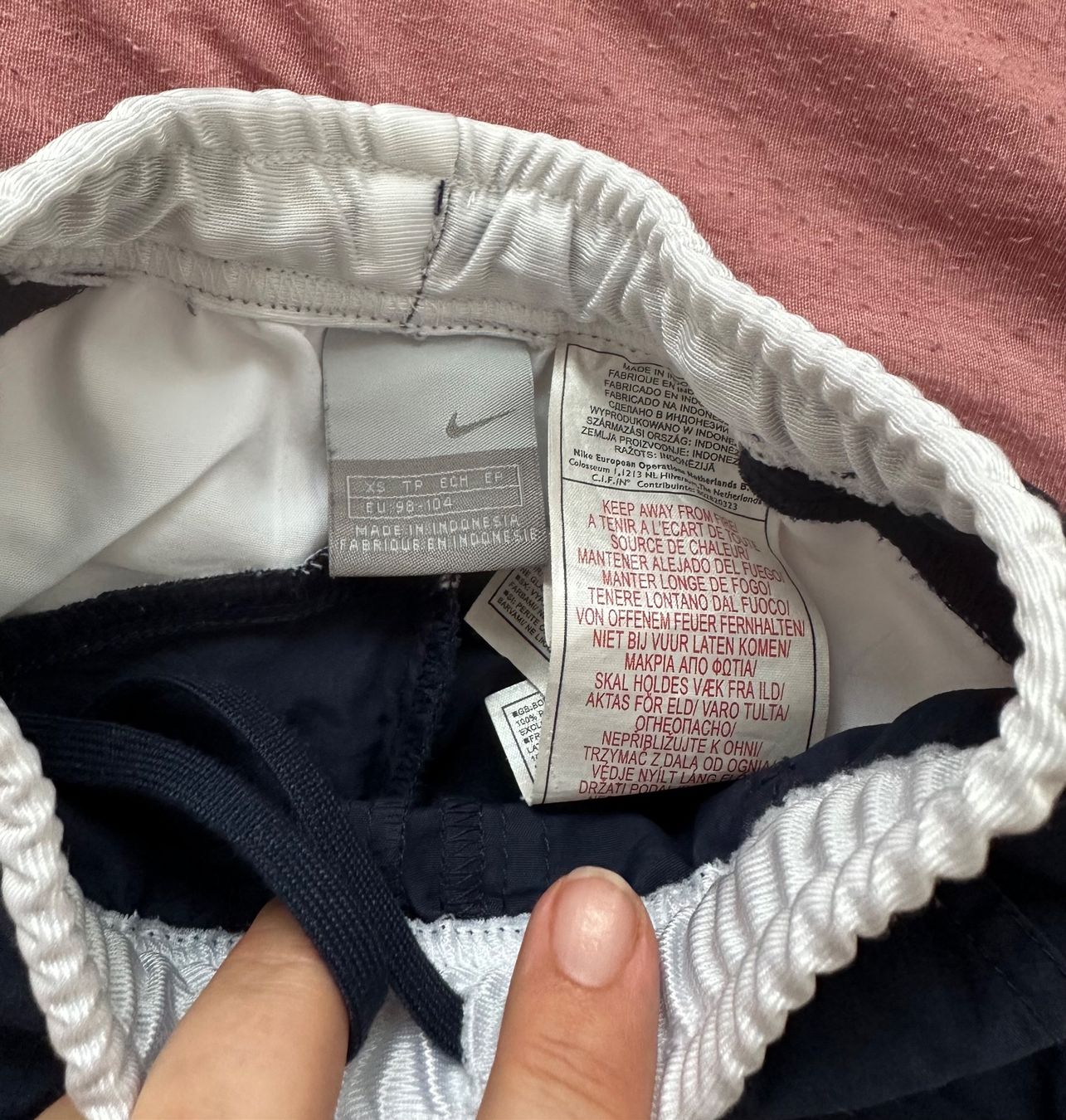 Nike Hosen: Nike Shorts – Gebraucht aus Dürrenroth von tvy_bh56 2