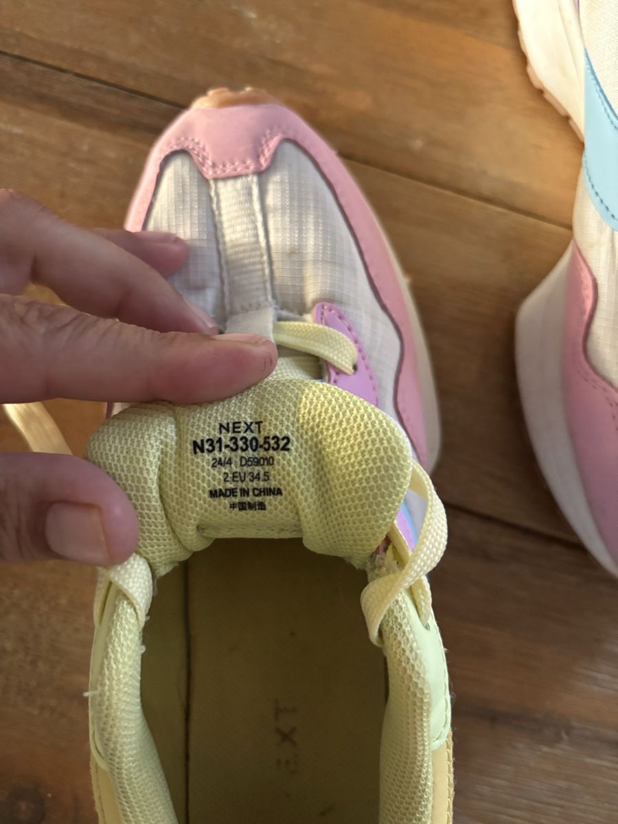 Next Scarpe per ragazze: Next Sneaker Grösse 34.5  – Usato da Weisslingen venduto da Yuna123 6