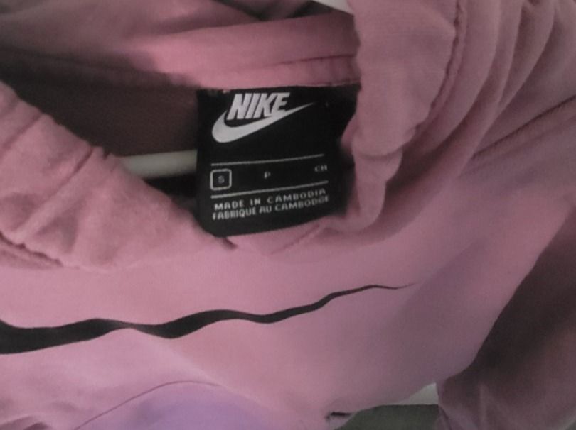 Nike Pulls & Sweat-shirts: Nike Hoodie wie neu – D'occasion à Neuhausen par eliana2 1