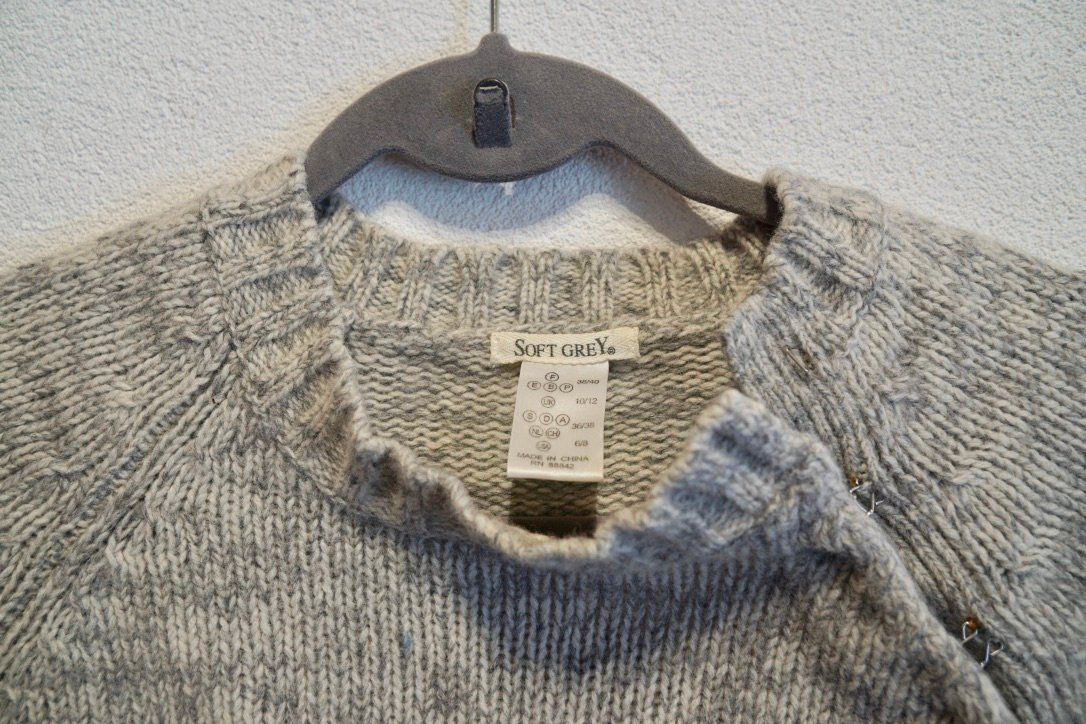 Pullover & Sweatshirts: SOFT GREY - Laine d'Agneau - Pull Gris - 38 – Gebraucht aus Haute-Nendaz von Violette123 2