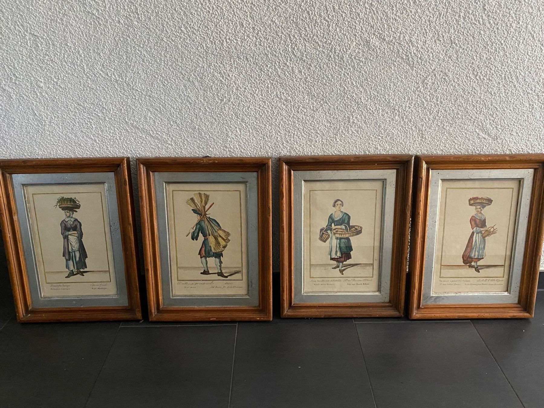 Foto & Immagini: 4 Antike Drucke, gerahmt, Berufe – Usato da Ebikon venduto da Radeon0