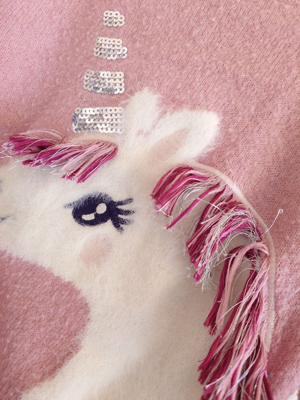 Maglioni & Felpe: Mädchen Pullover Einhorn, Grösse 104 – Usato da Uster venduto da snowy_6 2