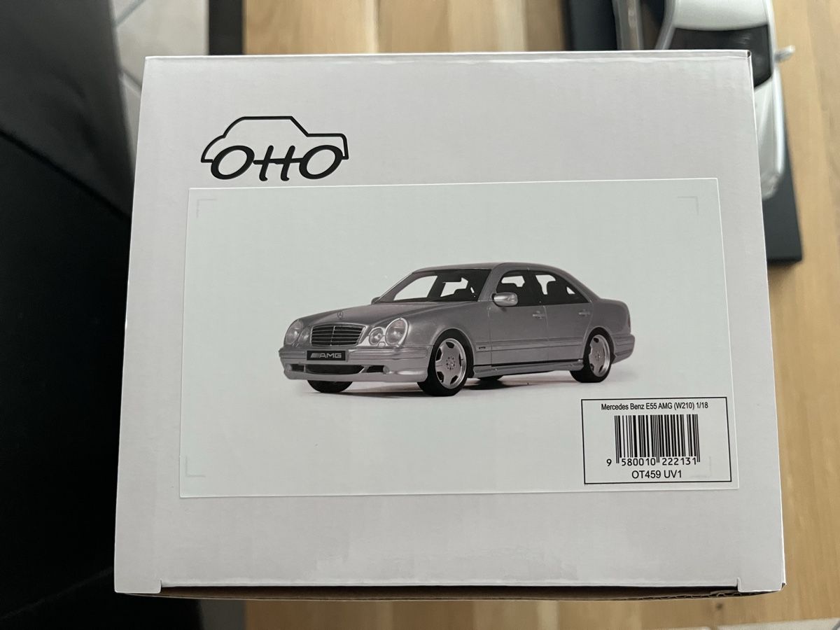 Otto Models Modellini d'auto: Mercedes-Benz E55 AMG 1/18 Ottomobile – Nuovo e nell'imballaggio originale da Léchelles venduto da Mlinspiration 7