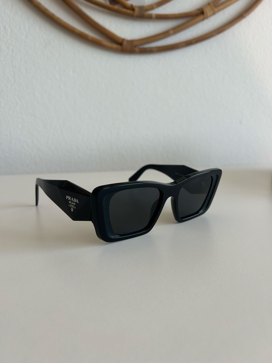 Prada Lunettes & Verres: Lunettes de soleil Prada – Neuf (Voir description) à Neuchâtel par loe_7tqt 1