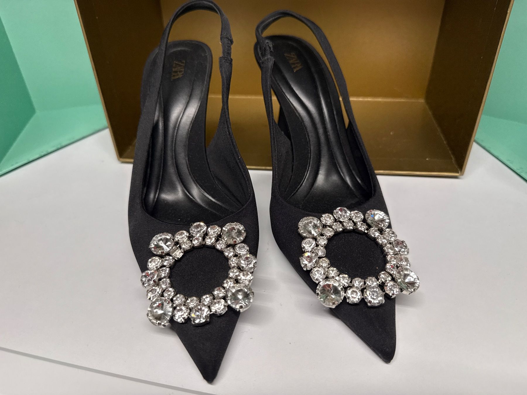 Zara Scarpe da donna: Zara Sandalette Gr. 38 NEU! – Usato da Birr venduto da WalkyriaM
