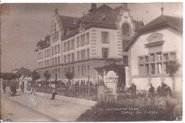 LA CHAUX - de - FONDS, le collège des Crêtets