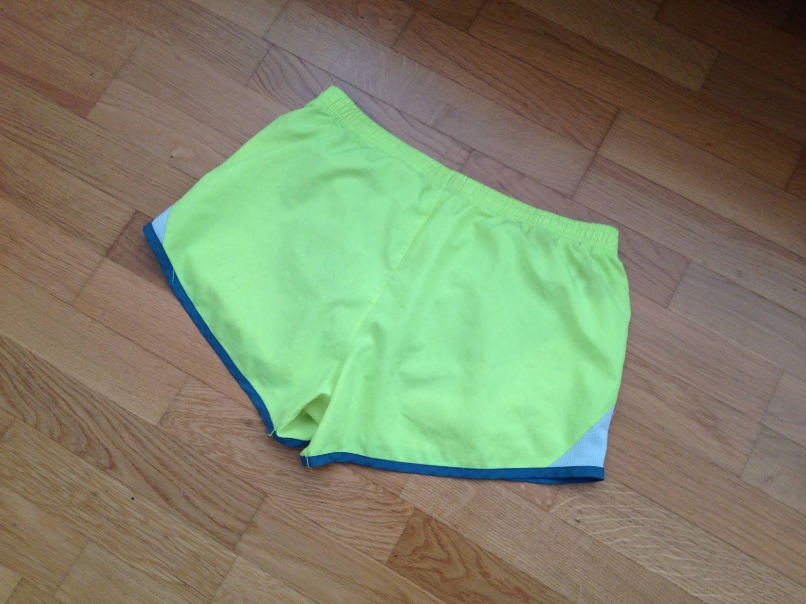 Nike Hosen: Sport Shorts Nike – Gebraucht aus Dübendorf von Fip05 2