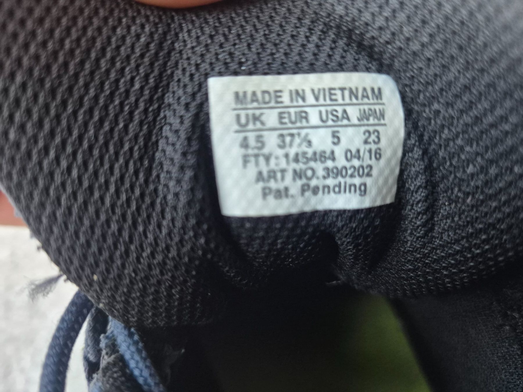 Salomon Schuhe für Jungen: Salomon Wanderschuhe Kinder Grösse 37 gebraucht – Gebraucht aus Frauenfeld von Dragonheart 4