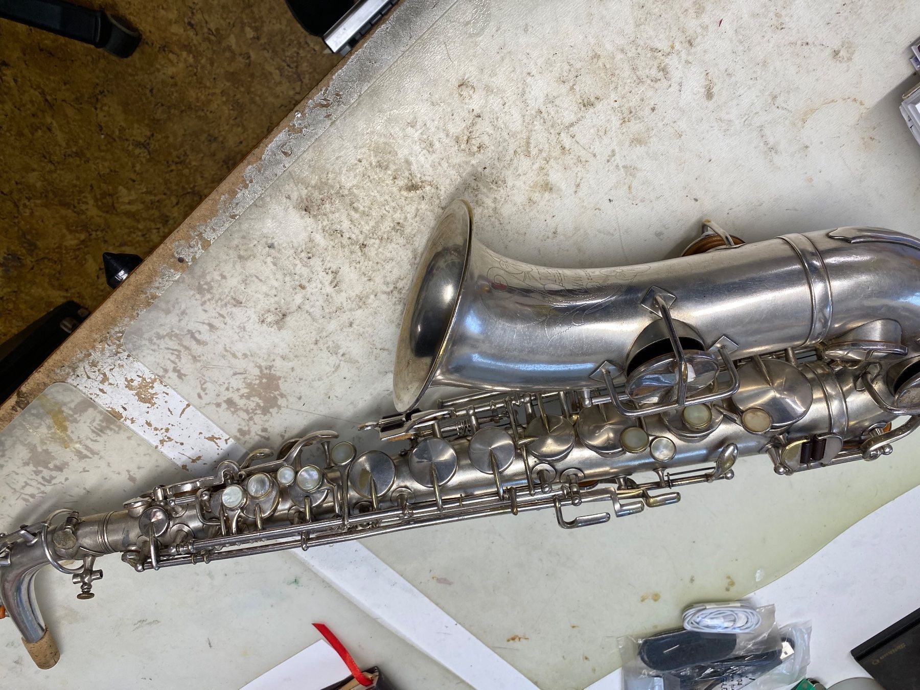 King Musical Instruments Strumenti musicali: Alto sax King versilbert – Usato da Burgdorf venduto da kla_r5tf 1