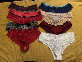 8 Damen Slips in Spitze und Satin verschieden Farben