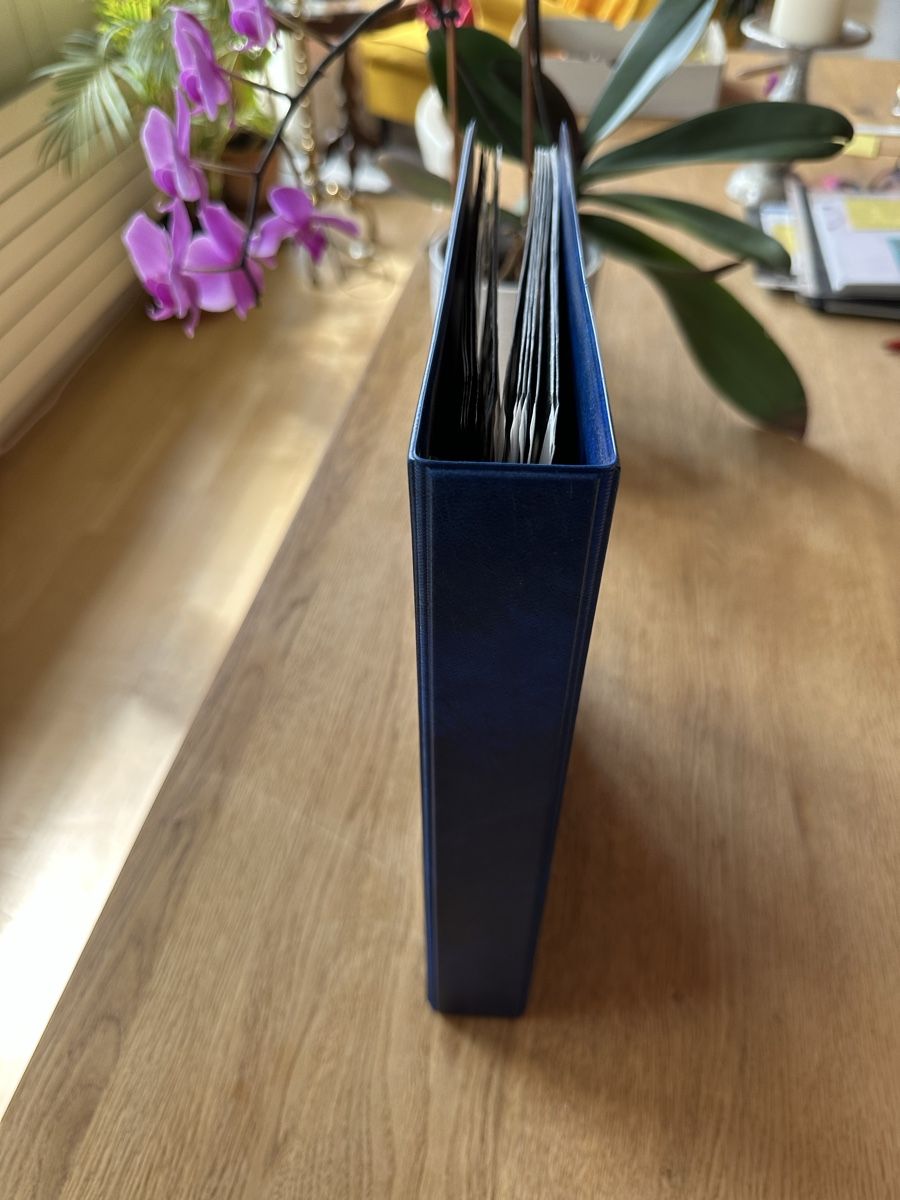 Alben: Grossformatiger Ringbinder für Briefe und Karten mit 13 Einl – Gebraucht aus Schmitten / FR von Samsara169 1