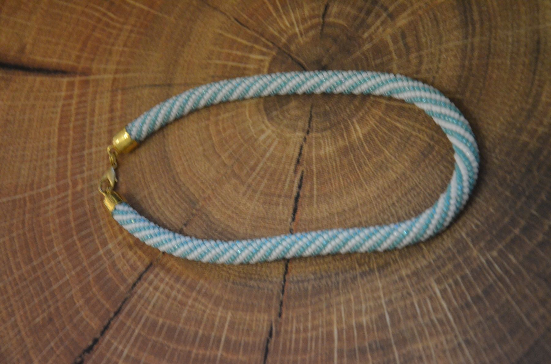 Catenine: COLLIER - HANDARBEIT - NEU – Nuovo (secondo la descrizione) da Chiasso venduto da Dolly015