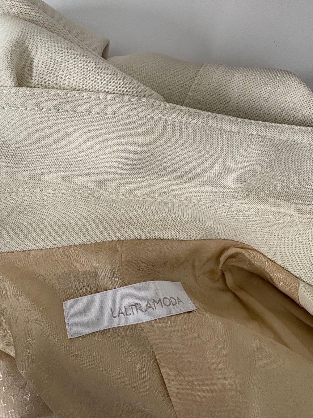 Giacche: Laltramoda Blazer Gr. 36 Creme Viskose – Usato da Regensdorf venduto da secondchancefashion 4